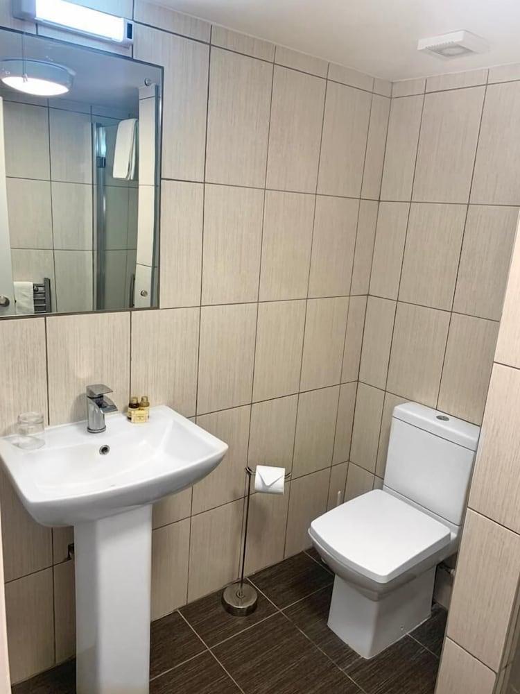 Fairways Lodge & Leisure Club プレストウィッチ エクステリア 写真