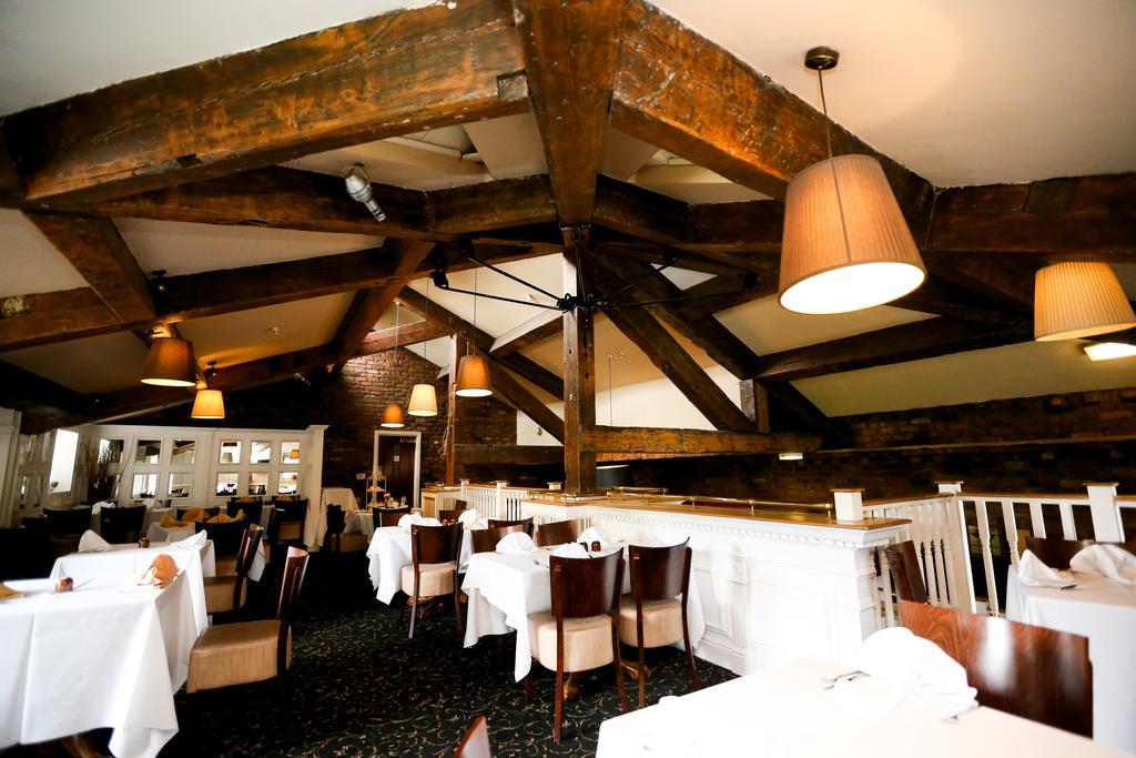 Fairways Lodge & Leisure Club プレストウィッチ エクステリア 写真